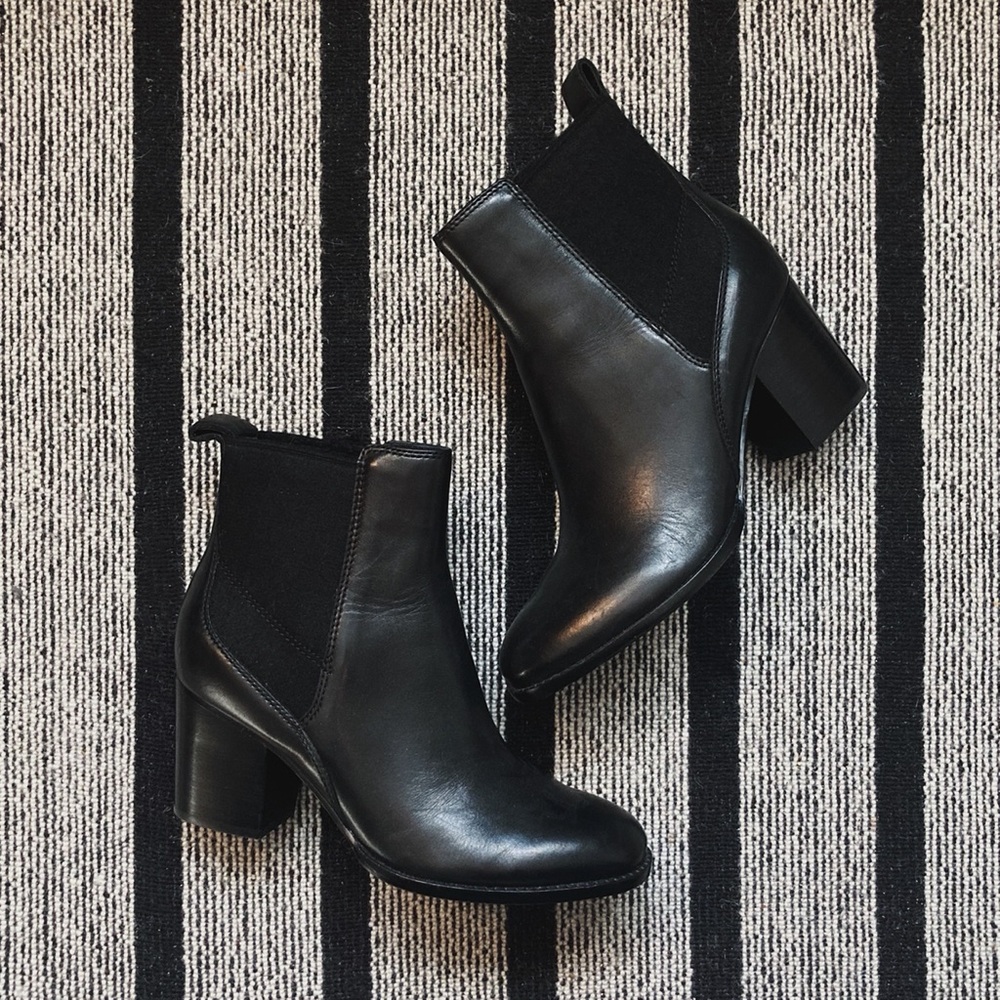 Clarks Othea Ruby boots